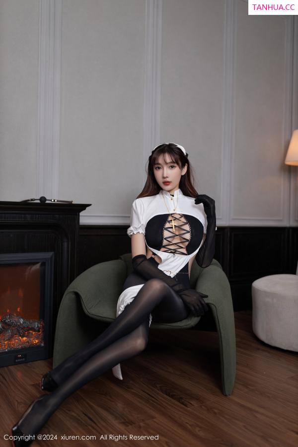 陆萱萱  [XiuRen]高清写真图 2024.09.26 No.9216 陆萱萱 黑丝美腿第14张图片